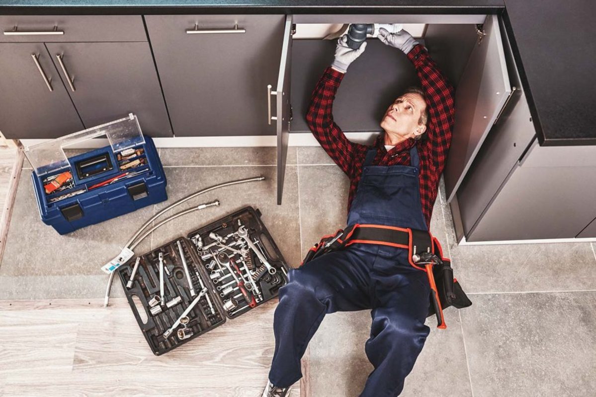 Temporary representative photo: Plumber in Los Angeles, CA